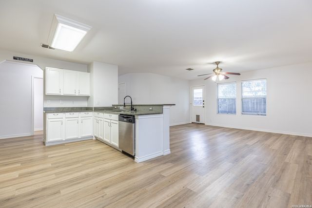 228 SOPHIA CIR, Boerne, TX 78006