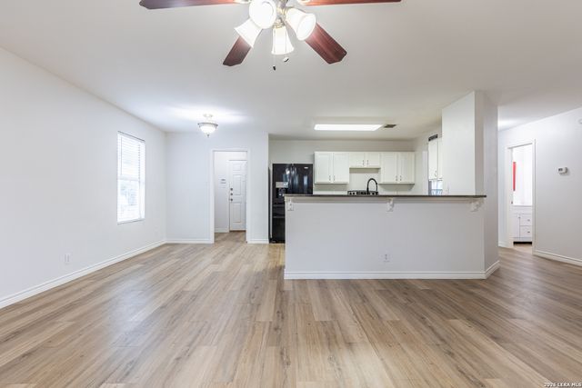228 SOPHIA CIR, Boerne, TX 78006