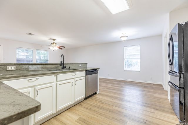 228 SOPHIA CIR, Boerne, TX 78006