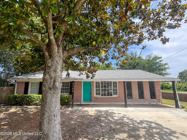 2300 Arbor Drive, Biloxi, MS 39531