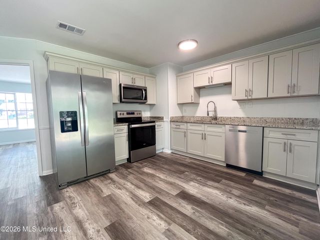2300 Arbor Drive, Biloxi, MS 39531