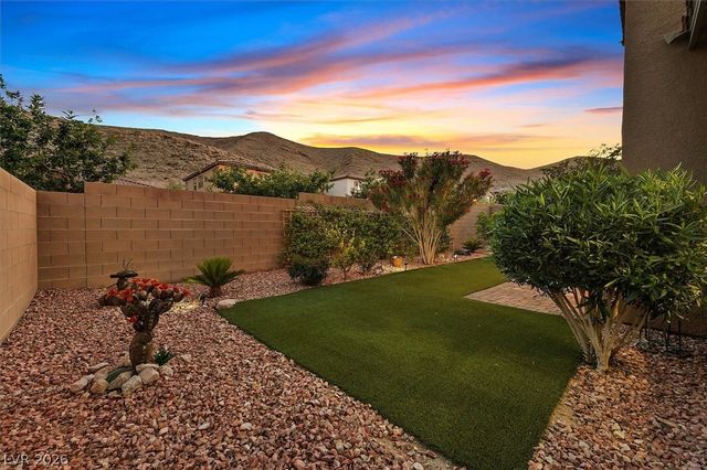 3857 MONTONE Avenue, Las Vegas, NV 89141