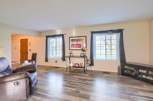 706 Salem Drive, Davison, MI 48423