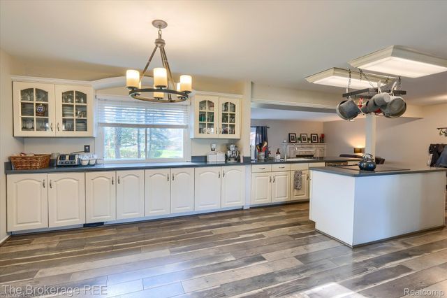 706 Salem Drive, Davison, MI 48423