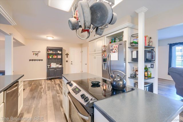 706 Salem Drive, Davison, MI 48423
