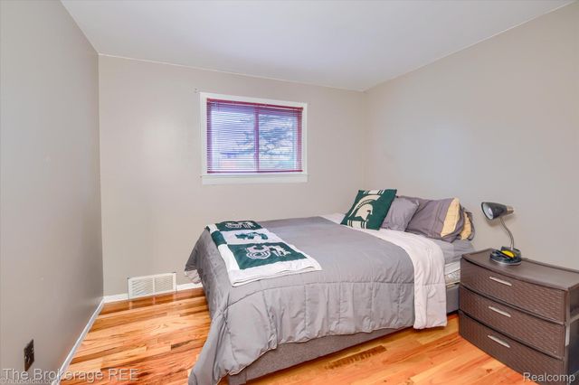 706 Salem Drive, Davison, MI 48423