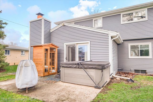 706 Salem Drive, Davison, MI 48423