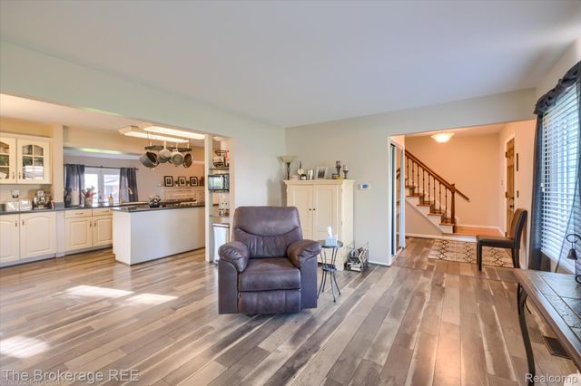 706 Salem Drive, Davison, MI 48423
