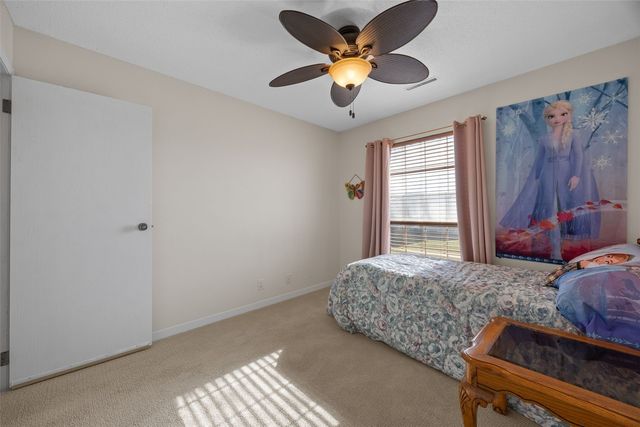 6118 Greenbriar Lane SW D, Cedar Rapids, IA 52404