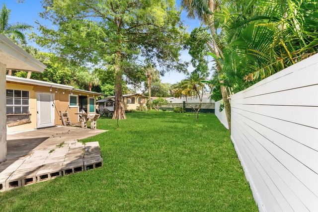 330 NW 32nd Court, Oakland Park, FL 33309