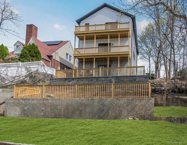 91 Ridgeview Avenue, Yonkers, NY 10710