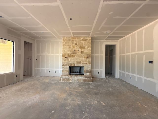 517 Lantana Drive, Weatherford, TX 76082