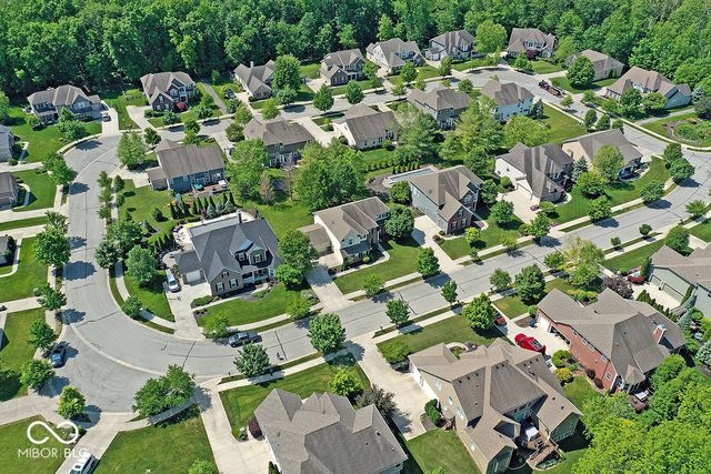 13893 Oak Haven Drive, Mccordsville, IN 46055