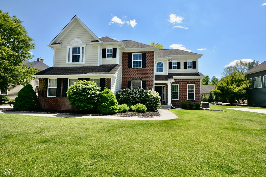 13893 Oak Haven Drive, Mccordsville, IN 46055