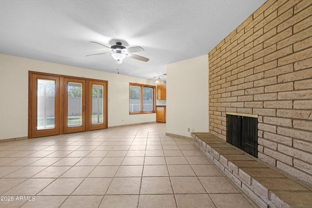 2059 E Manhatton Drive, Tempe, AZ 85282