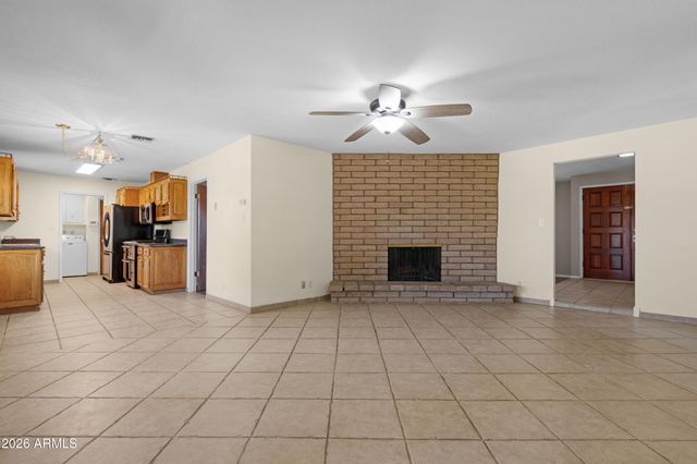2059 E Manhatton Drive, Tempe, AZ 85282