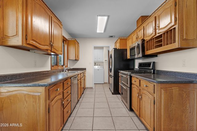2059 E Manhatton Drive, Tempe, AZ 85282