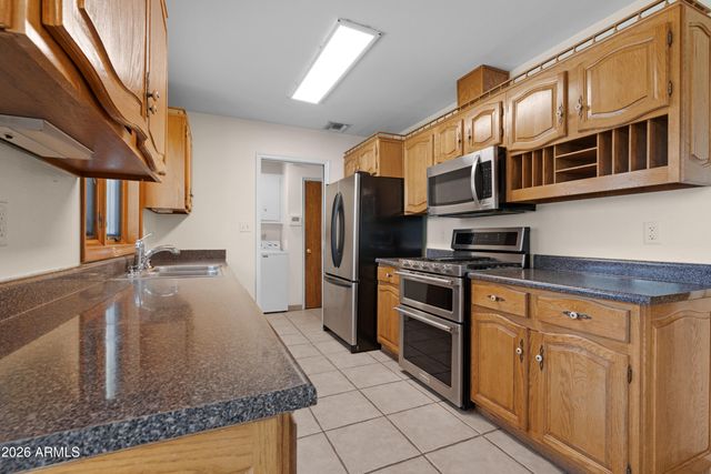 2059 E Manhatton Drive, Tempe, AZ 85282