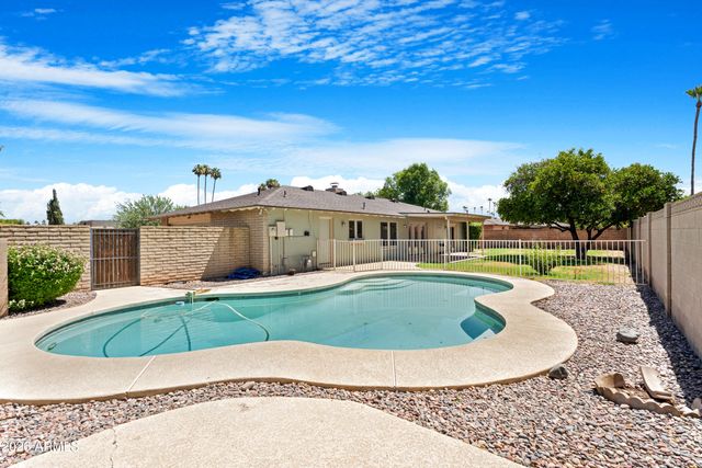 2059 E Manhatton Drive, Tempe, AZ 85282