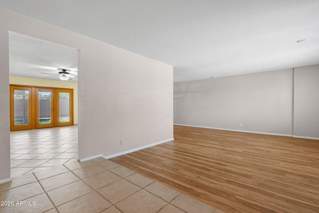 2059 E Manhatton Drive, Tempe, AZ 85282