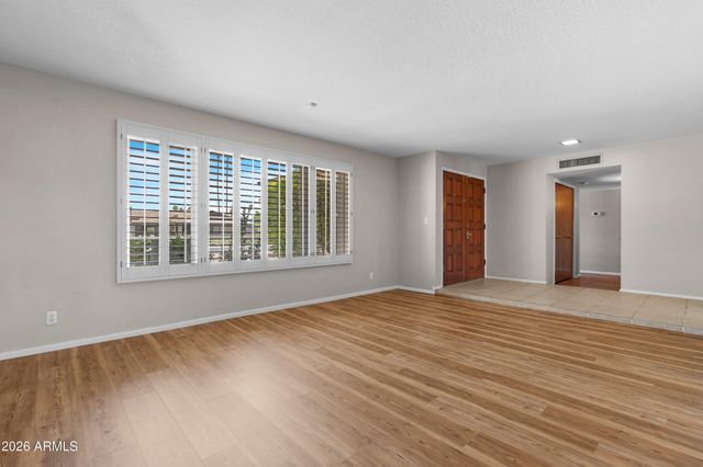 2059 E Manhatton Drive, Tempe, AZ 85282