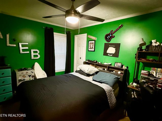 1576 Old Chisholm Tr, Dandridge, TN 37725