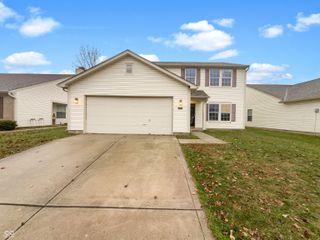 1076 Halifax Lane, Indianapolis, IN 46231