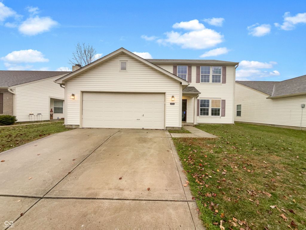 1076 Halifax Lane, Indianapolis, IN 46231