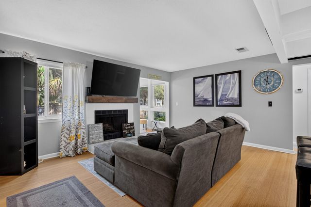 271 Alexandra Unit 5, Mount Pleasant, SC 29464