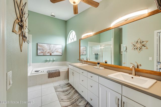 882 Palm Brook Drive, Melbourne, FL 32940