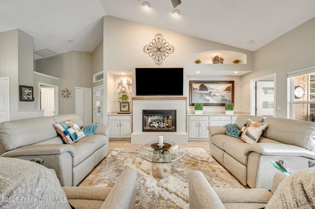882 Palm Brook Drive, Melbourne, FL 32940