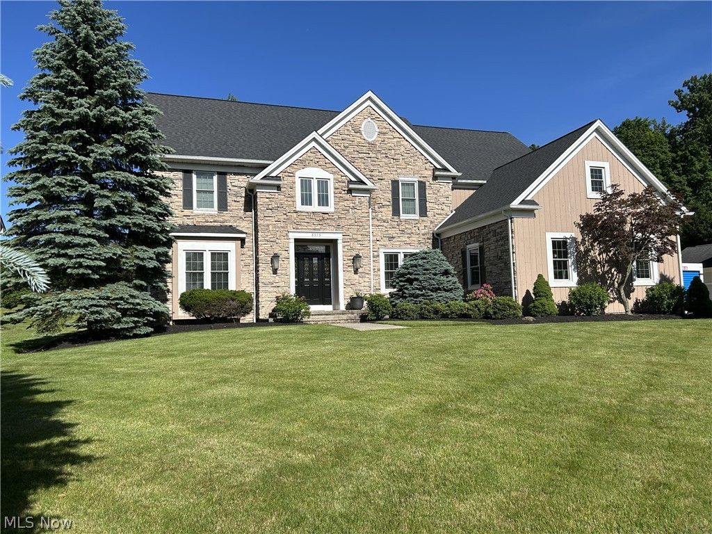 8575 Park Ridge Lane, Macedonia, OH 44056