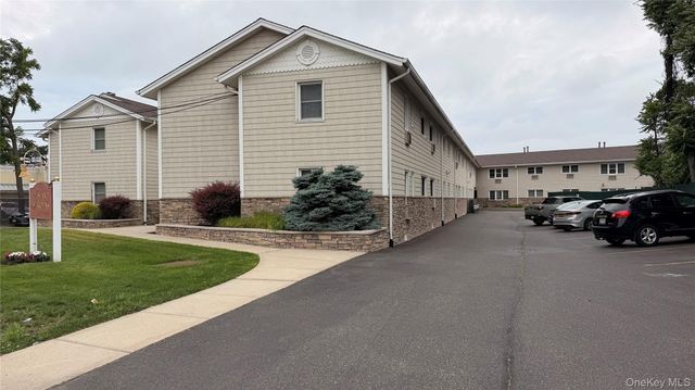 490 Main Street B2, Farmingdale, NY 11735