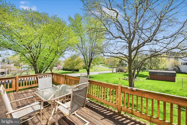 116 PLEASANT VIEW DR, Lititz, PA 17543