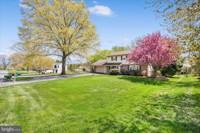 116 PLEASANT VIEW DR, Lititz, PA 17543