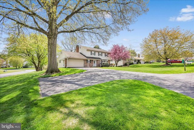 116 PLEASANT VIEW DR, Lititz, PA 17543