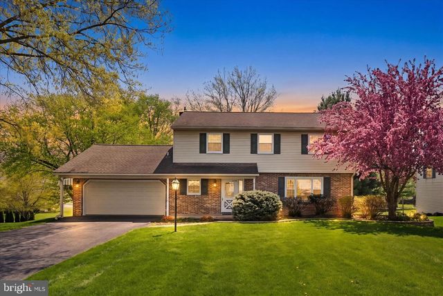 116 PLEASANT VIEW DR, Lititz, PA 17543