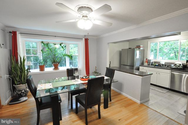 2212 MCAULIFFE DR, Rockville, MD 20851