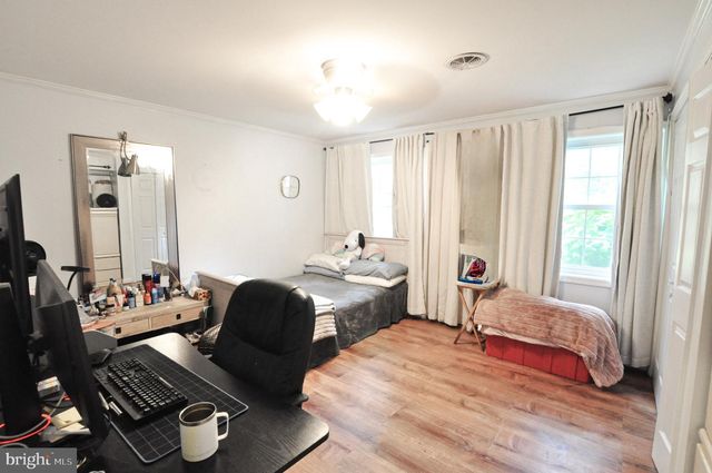 2212 MCAULIFFE DR, Rockville, MD 20851