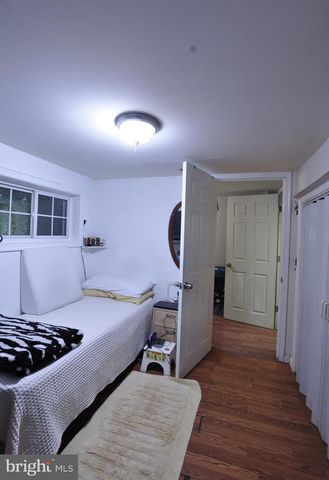 2212 MCAULIFFE DR, Rockville, MD 20851