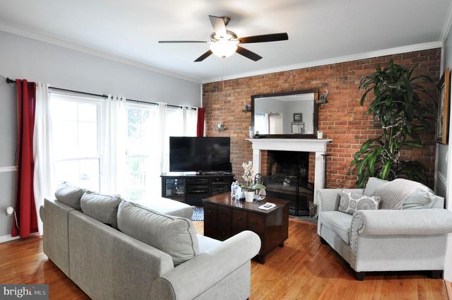 2212 MCAULIFFE DR, Rockville, MD 20851