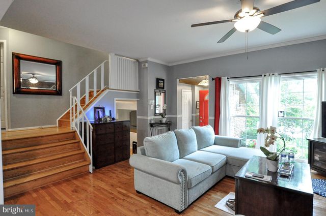 2212 MCAULIFFE DR, Rockville, MD 20851