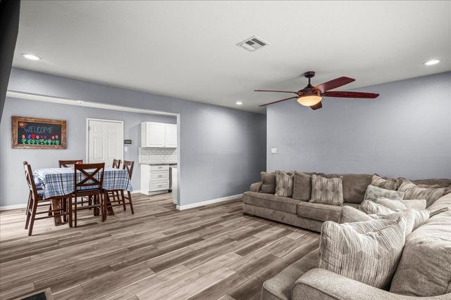 2502 Belair St, Stockton, CA 95205