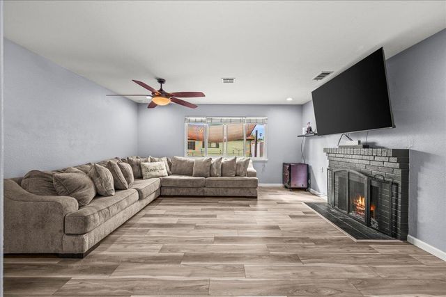 2502 Belair St, Stockton, CA 95205