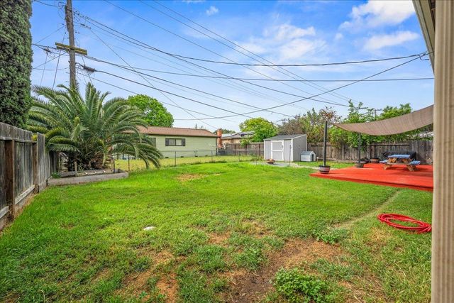 2502 Belair St, Stockton, CA 95205