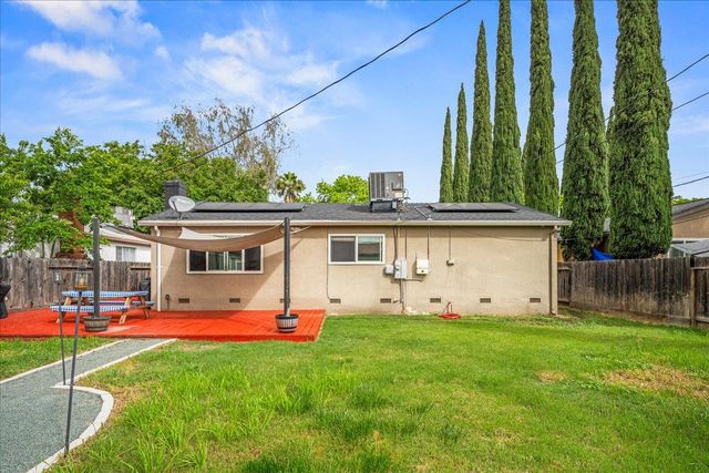 2502 Belair St, Stockton, CA 95205