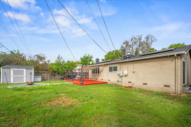 2502 Belair St, Stockton, CA 95205