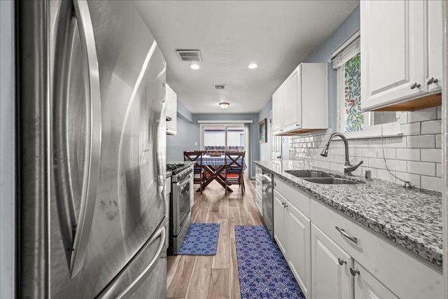 2502 Belair St, Stockton, CA 95205