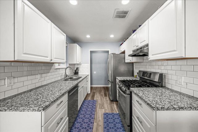 2502 Belair St, Stockton, CA 95205