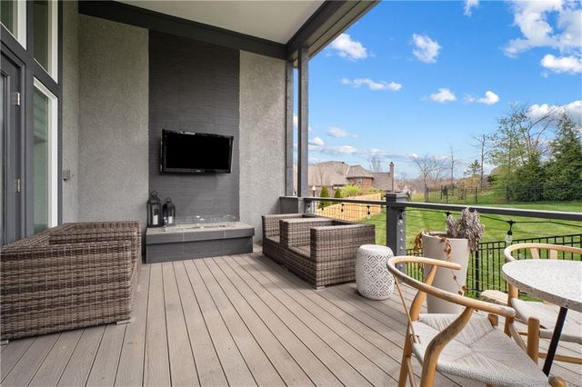 5961 N Cosby Avenue, Kansas City, MO 64151
